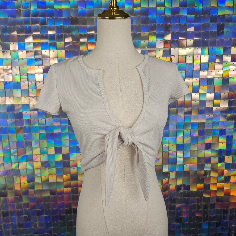 Love Tree Tie Front Crop Top Women Medium Cream Excellent Ribbed Short Sleeve